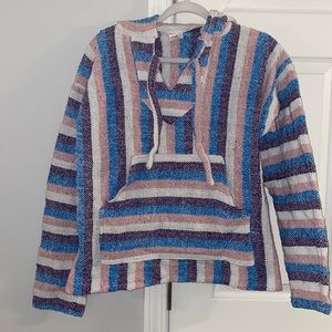Delmex Women’s poncho size small